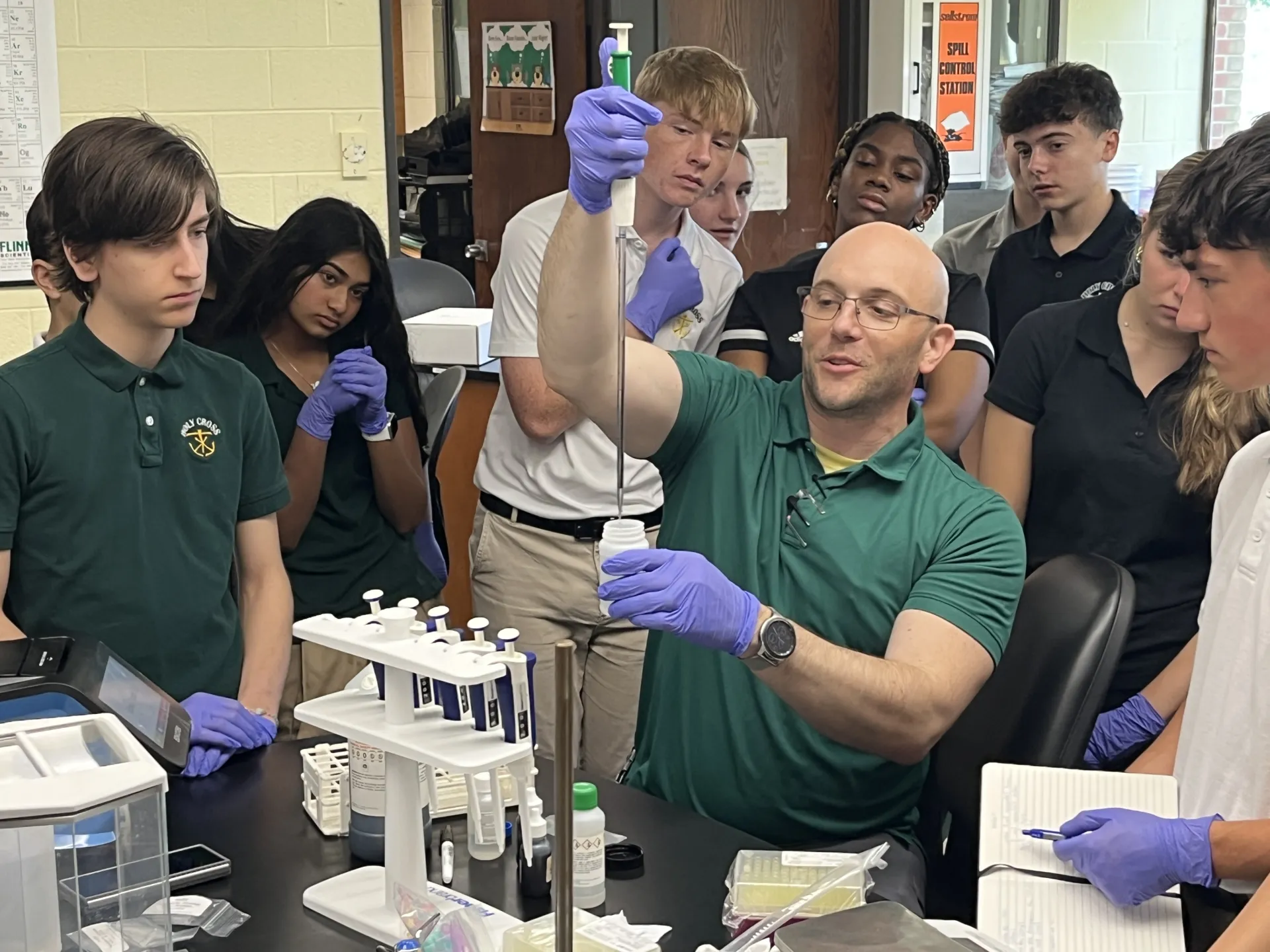 Holy Cross High School’s Liberal Arts-Based Science Academy to Launch at the Start of the 2025-2026 School Year