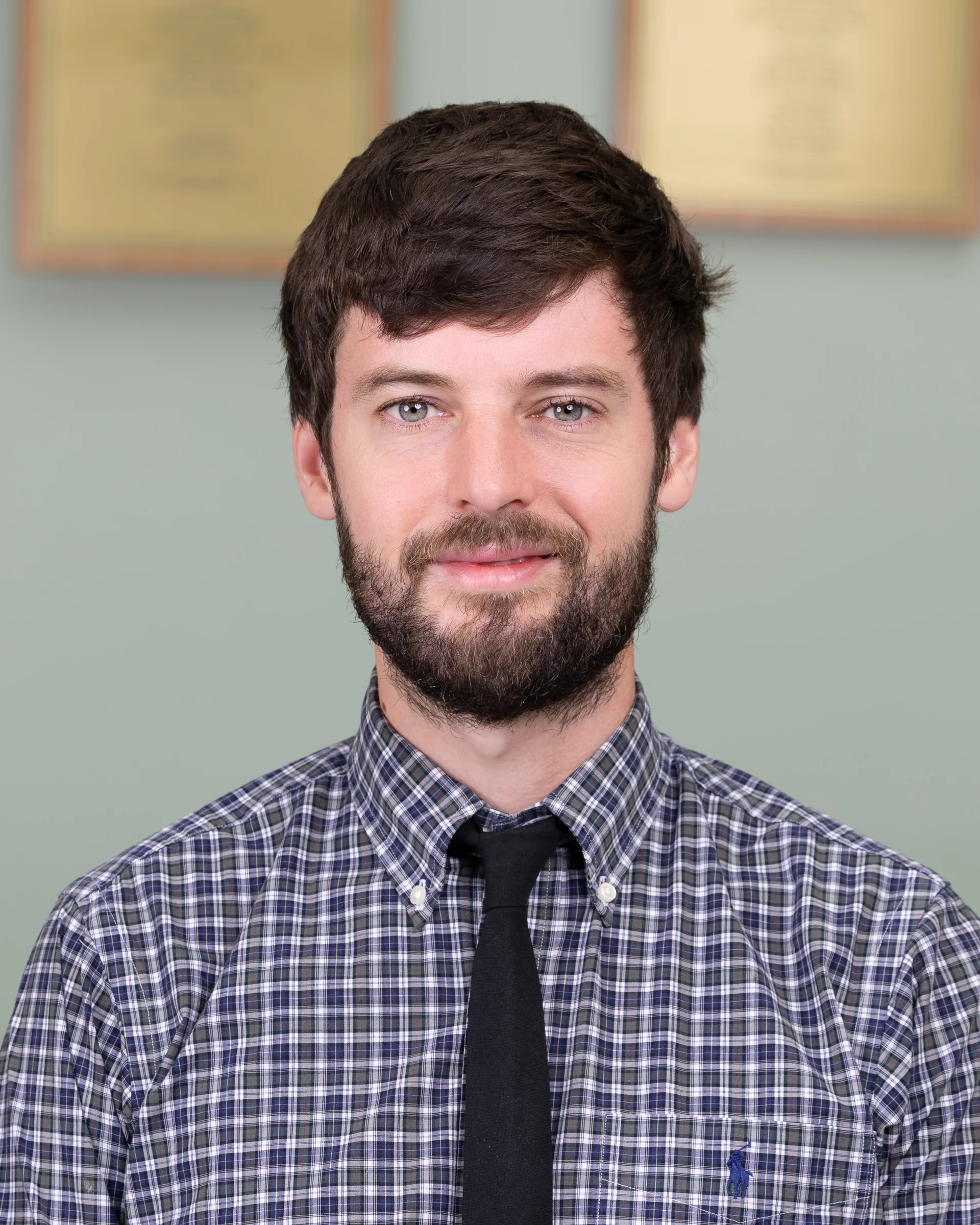 Dan Creem `12  Teacher | Science Department  B.A. Swarthmore College (Neuroscience | Philosophy)  Teaching Experience: 5 years 