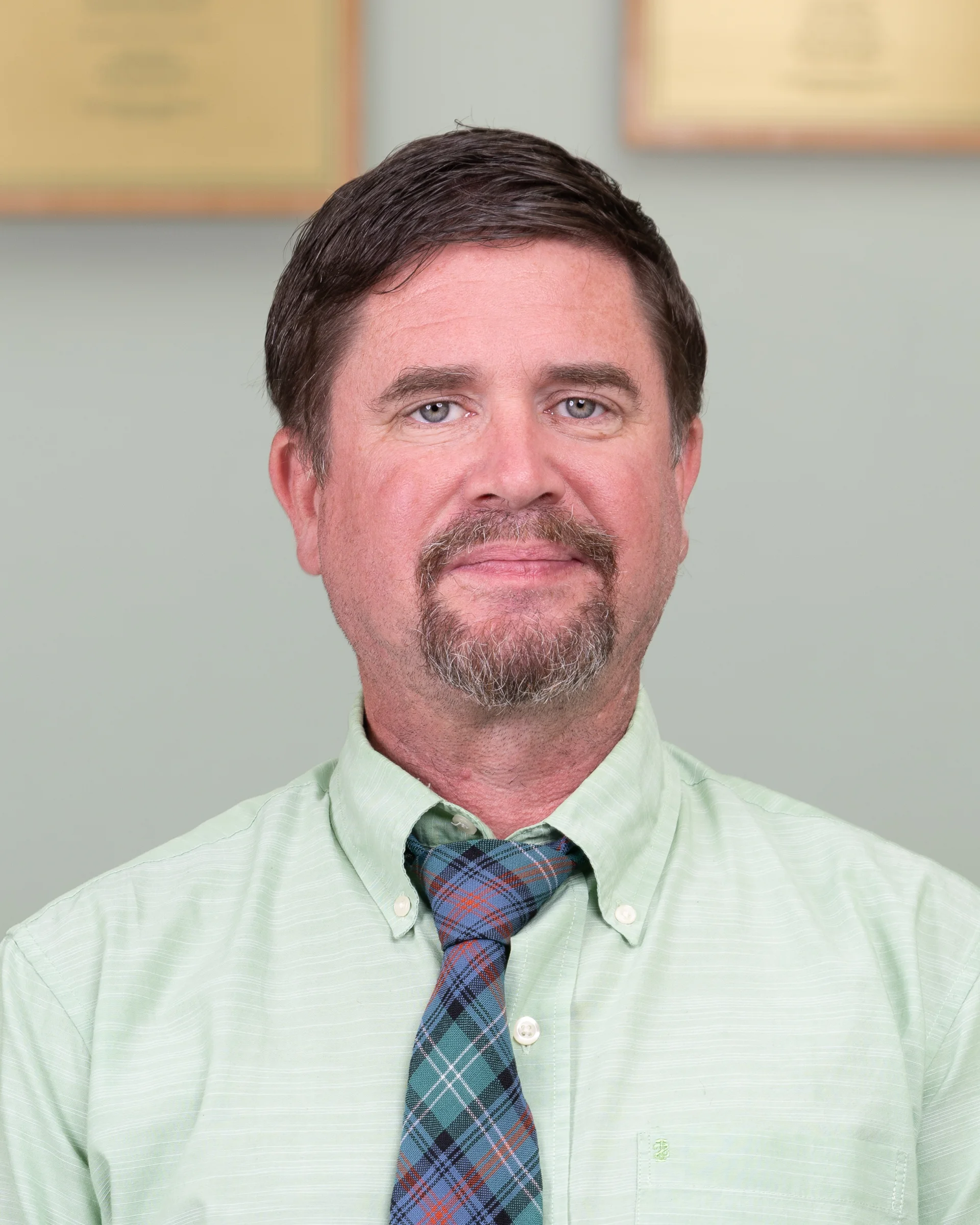 Brian Walker, MBA `95  Chair | Business & Technology Department ECE Affiliate Faculty (Physics) | University of Connecticut  BBA Siena College (Accounting) MBA Post University  Teaching Experience: 24 years